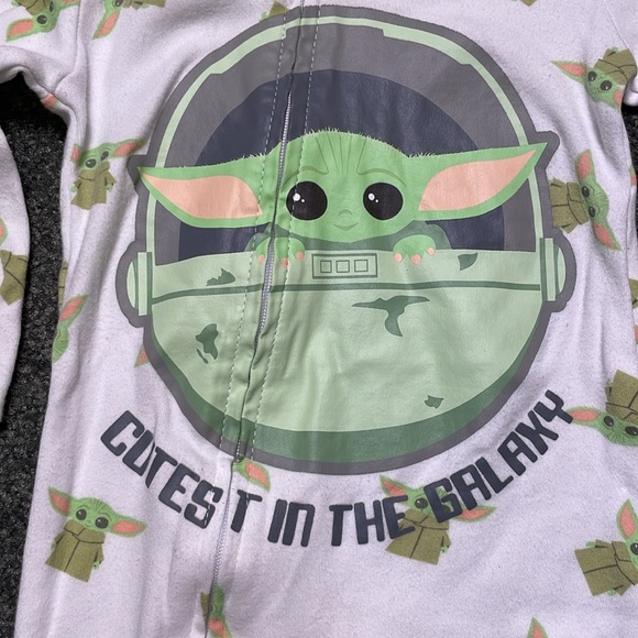 Star Wars Mandalorian Baby Yoda Grogu 1 PC Pajamas Sleeper CUTEST IN THE GALAXY - Picture 2 of 8